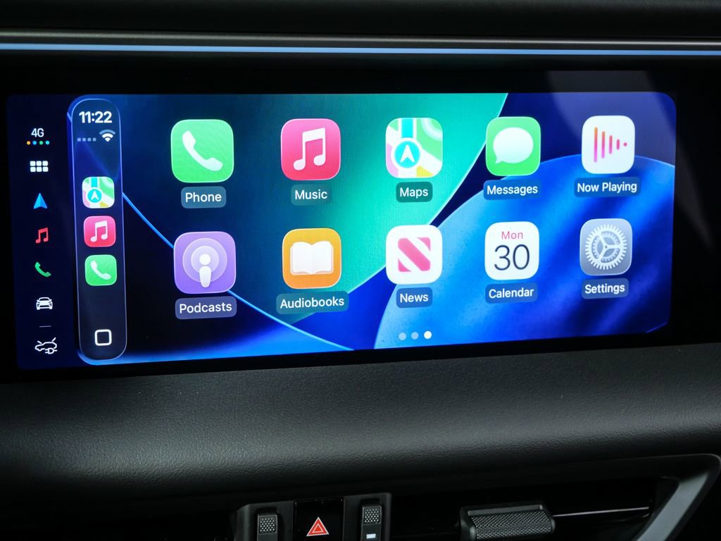 New 2026 Porsche Macan Electric image 13