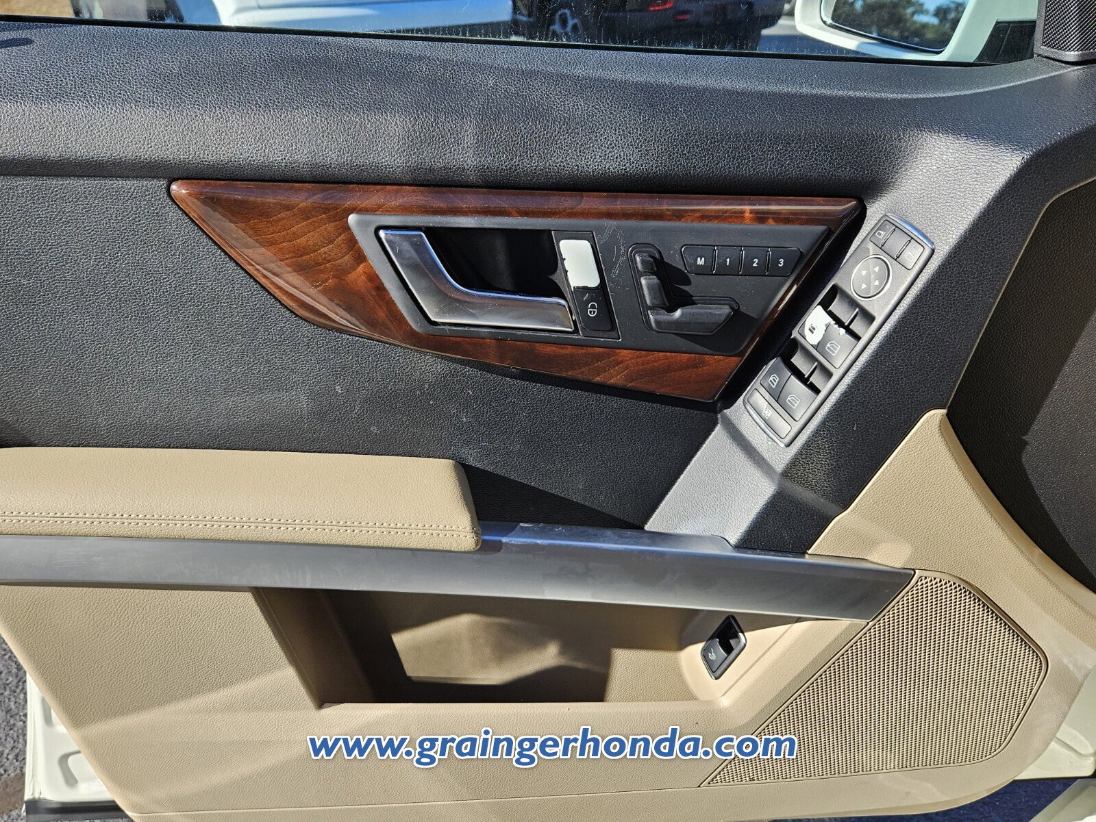 Used 2012 Mercedes-Benz GLK 350 2WD image 23