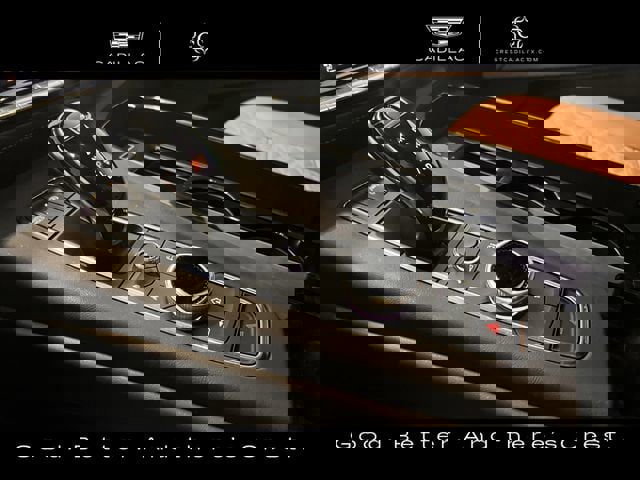 Used 2023 Cadillac Escalade Premium Luxury image 20