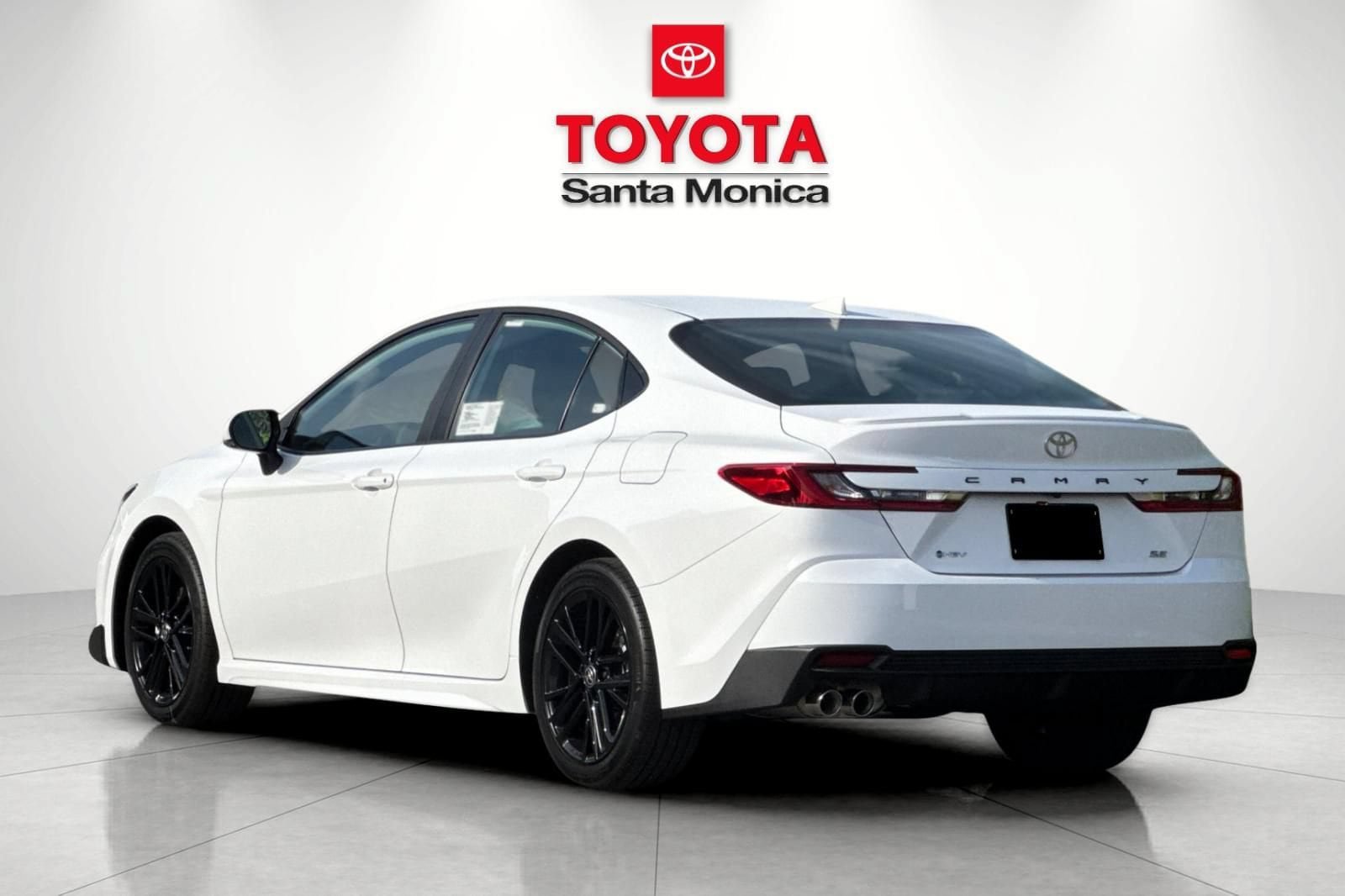 New 2026 Toyota Camry SE FWD image 5