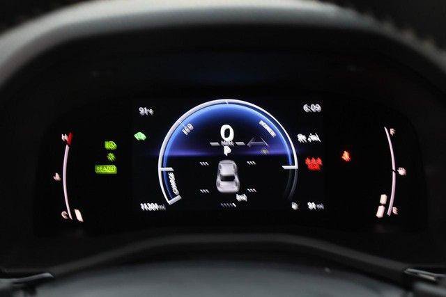 Used 2026 Toyota Camry SE FWD image 10