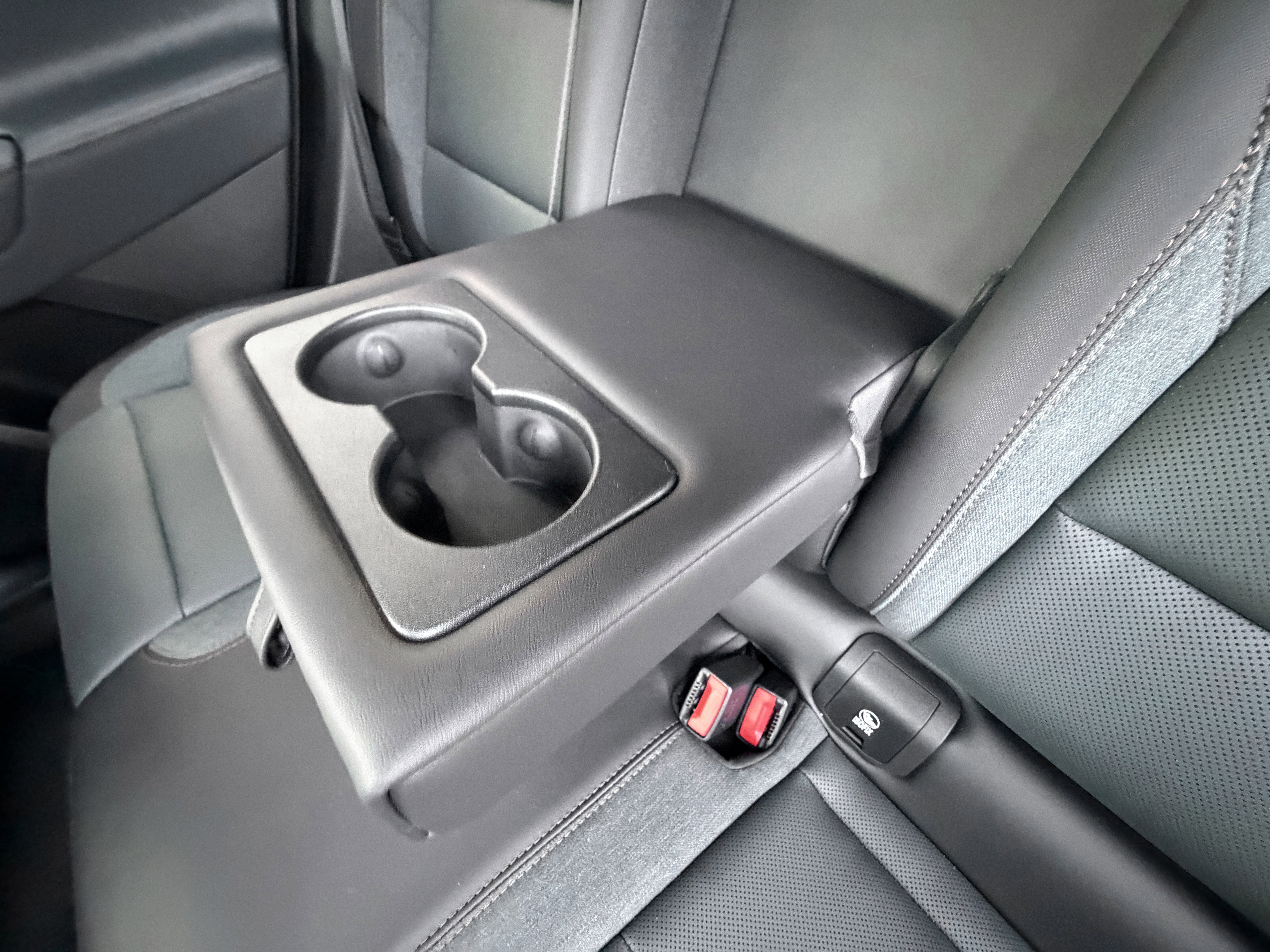 New 2026 GMC Terrain AT4 w/ Convenience Package III image 19