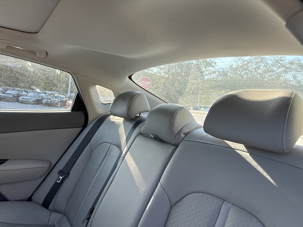 Used 2018 Kia Optima EX w/ Technology Package image 15