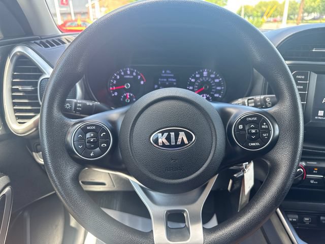 Used 2020 Kia Soul LX FWD image 17