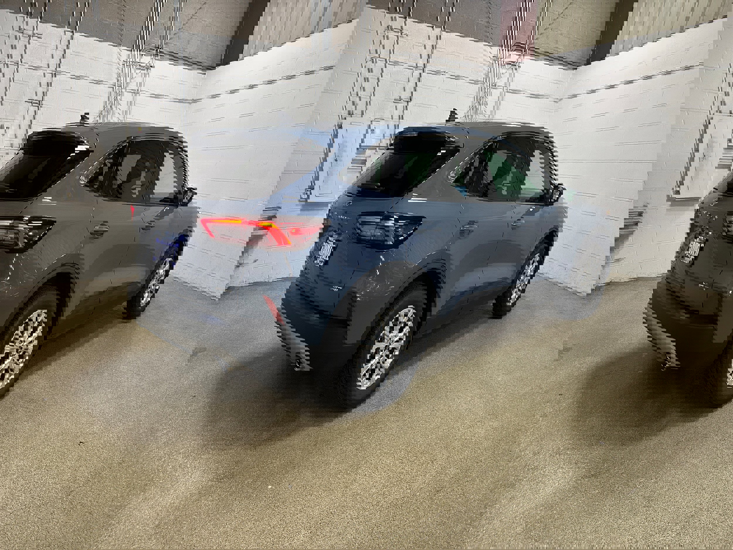 Certified 2024 Ford Escape Active image 7