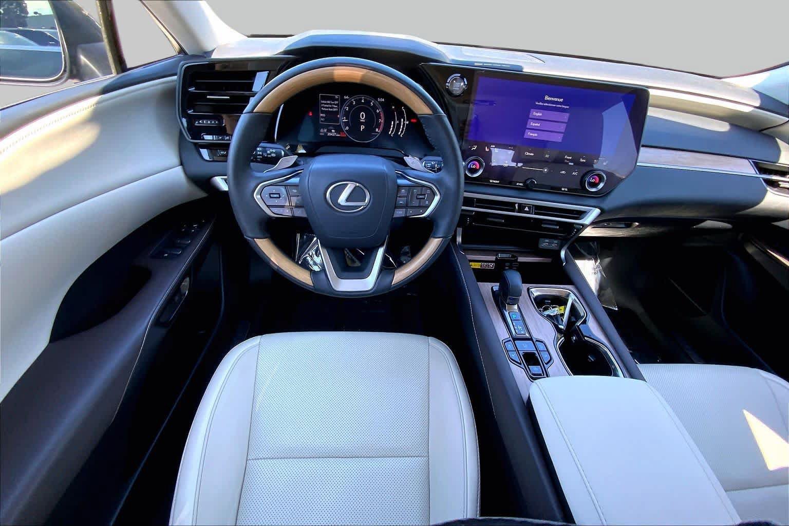 Used 2024 Lexus RX 350 Premium w/ Cold Area Package AWD/4WD image 6