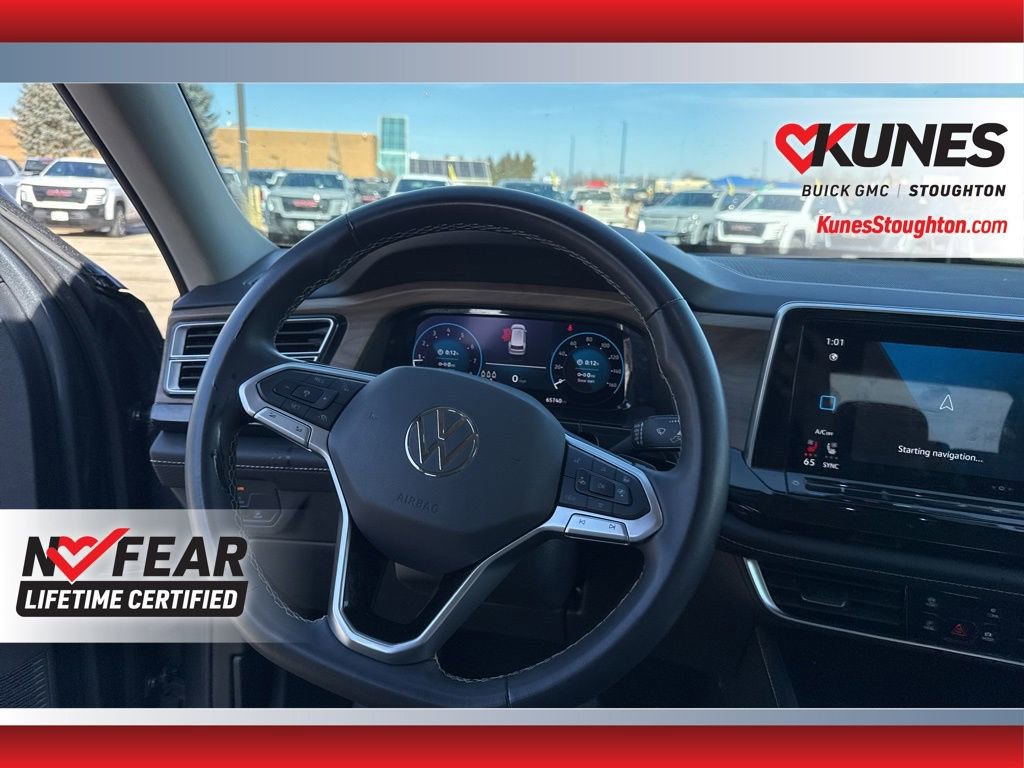 Used 2024 Volkswagen Atlas SE image 40