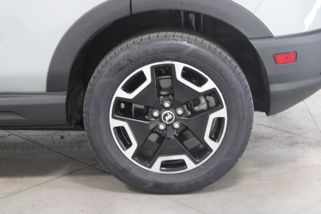 Used 2023 Ford Bronco Sport Outer Banks image 16