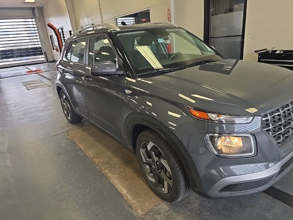 Used 2024 Hyundai Venue SEL