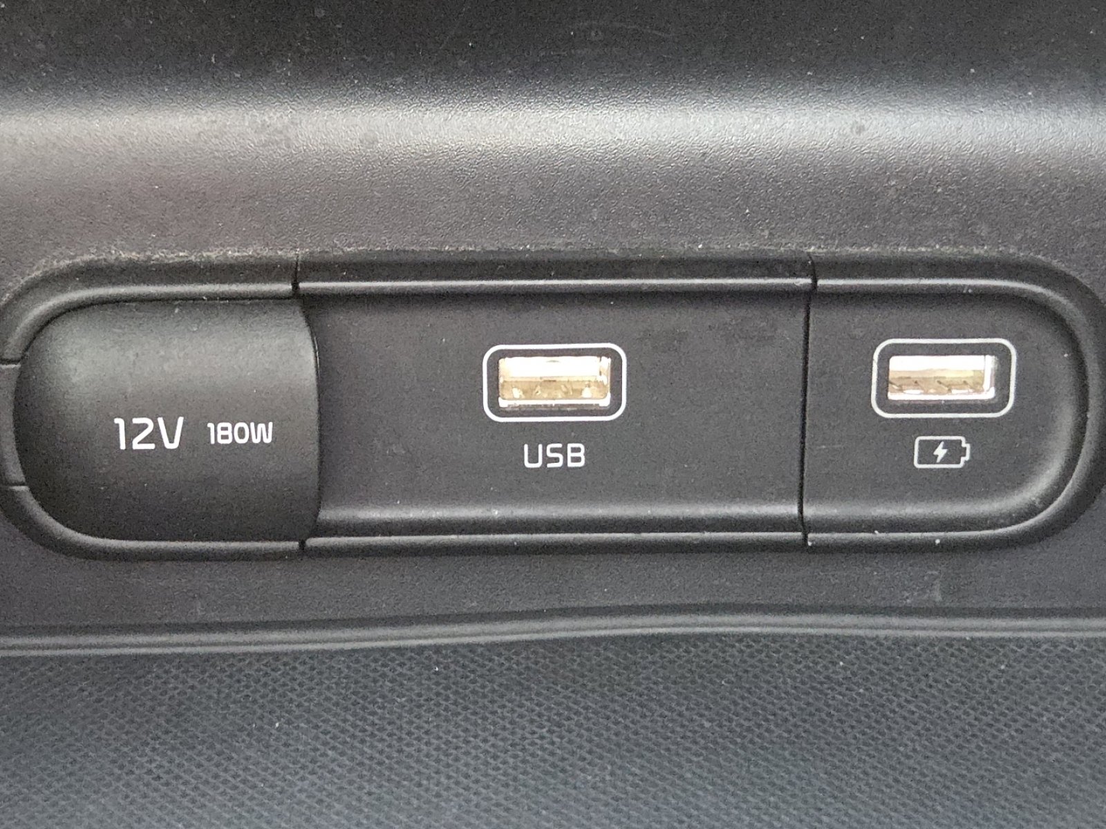 Used 2023 Kia K5 GT-Line image 5