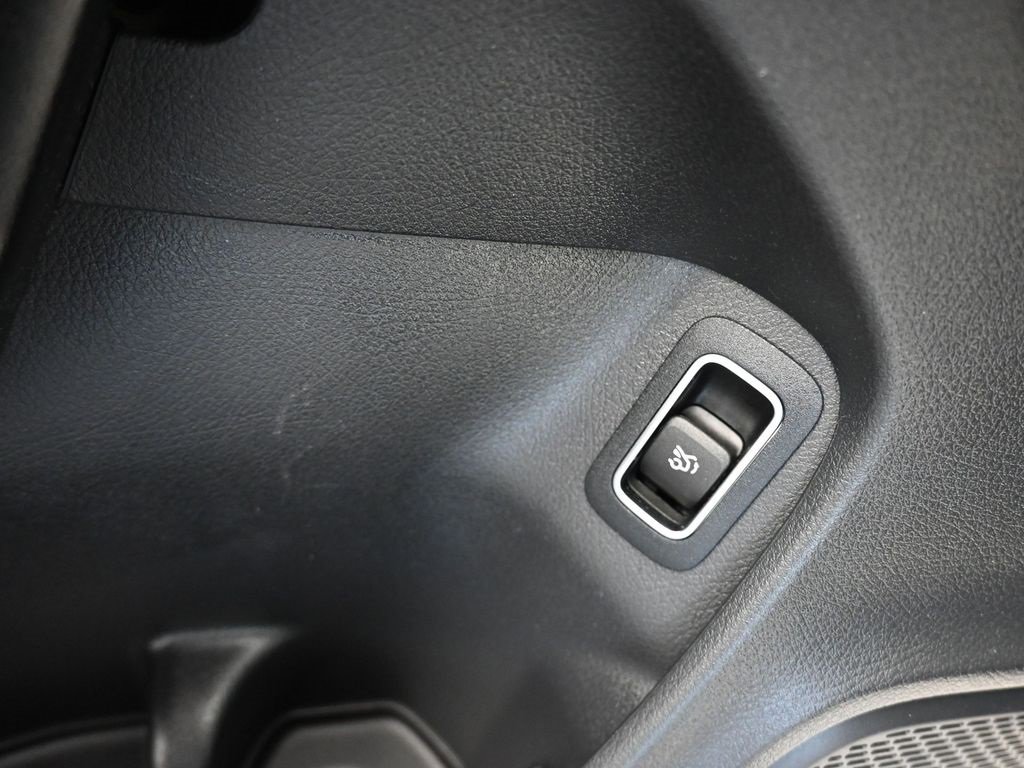 Used 2020 Mercedes-Benz CLA 250 4MATIC image 11