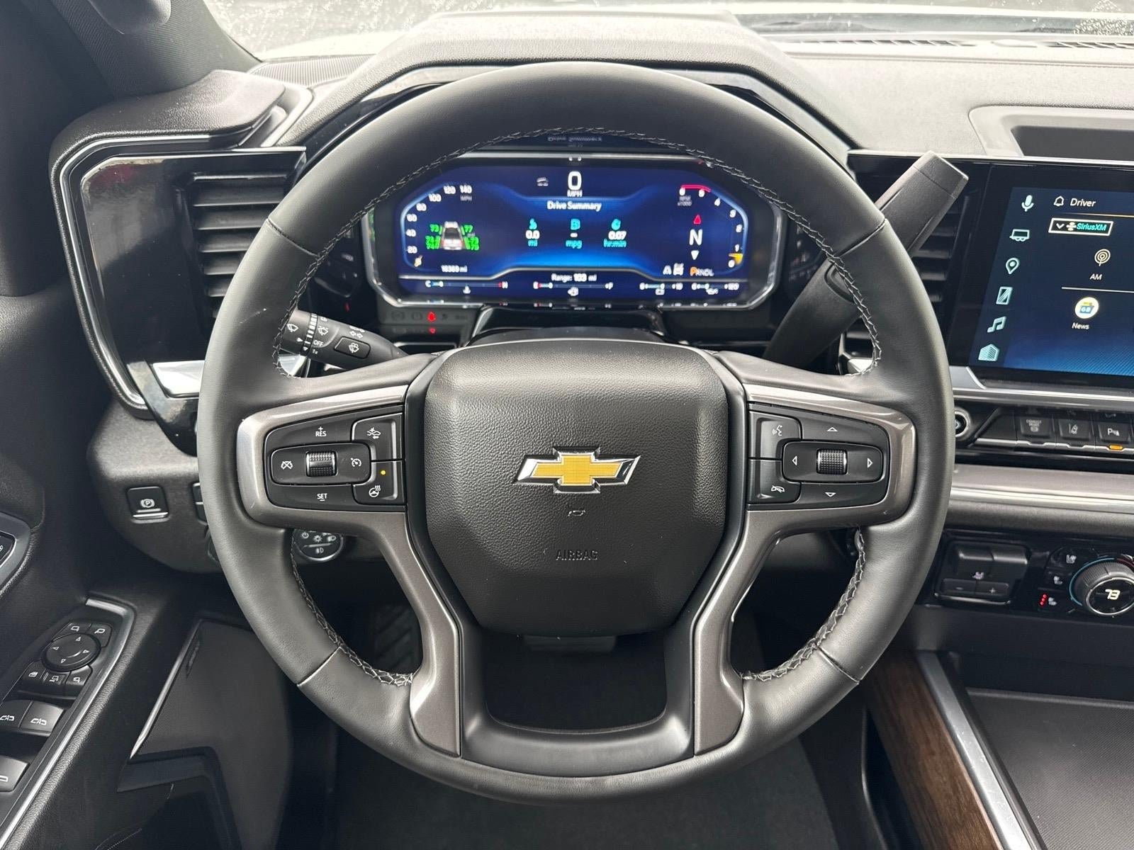 Used 2025 Chevrolet Silverado 3500 High Country w/ High Country Premium Package AWD/4WD image 10