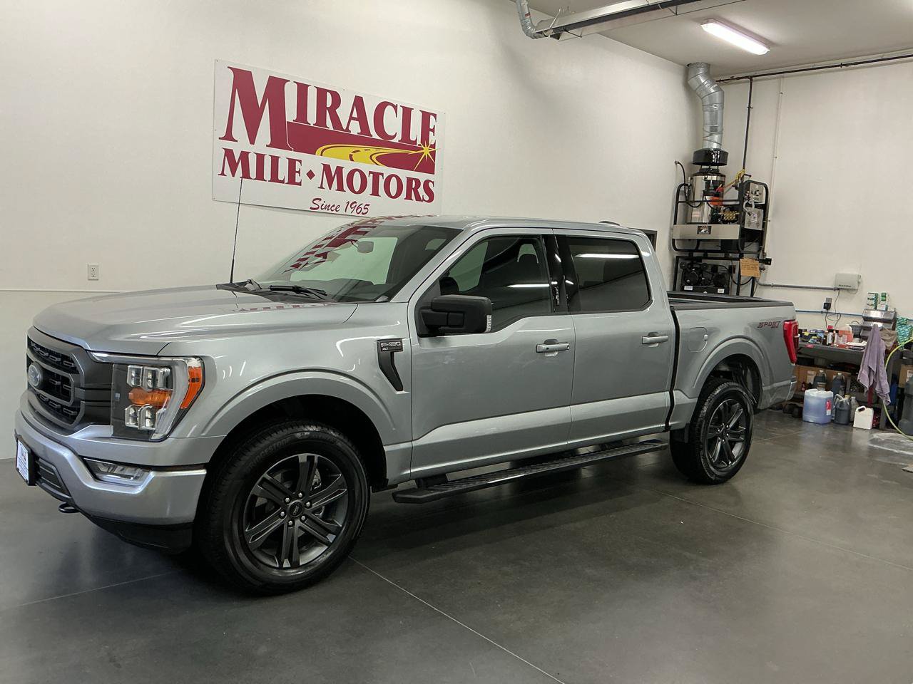 Used 2023 Ford F150 XLT w/ Equipment Group 302A High AWD/4WD image 5