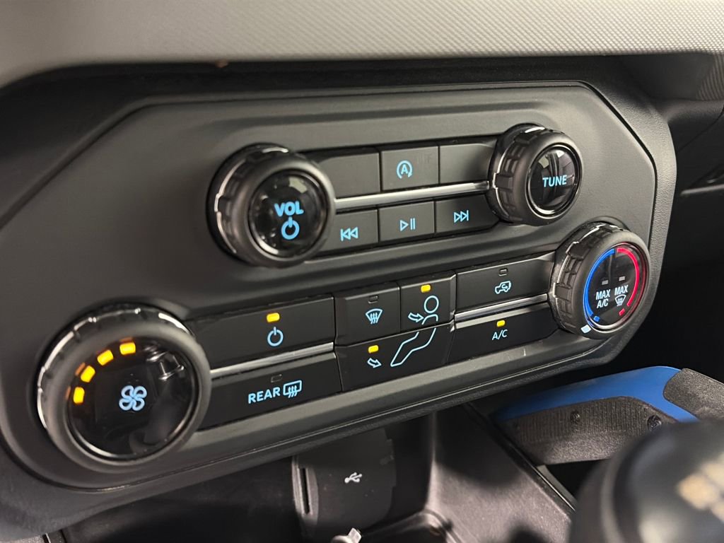 Certified 2022 Ford Bronco Black Diamond image 21