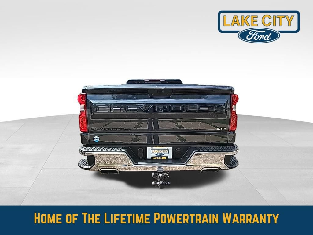 Used 2019 Chevrolet Silverado 1500 LTZ AWD/4WD image 4