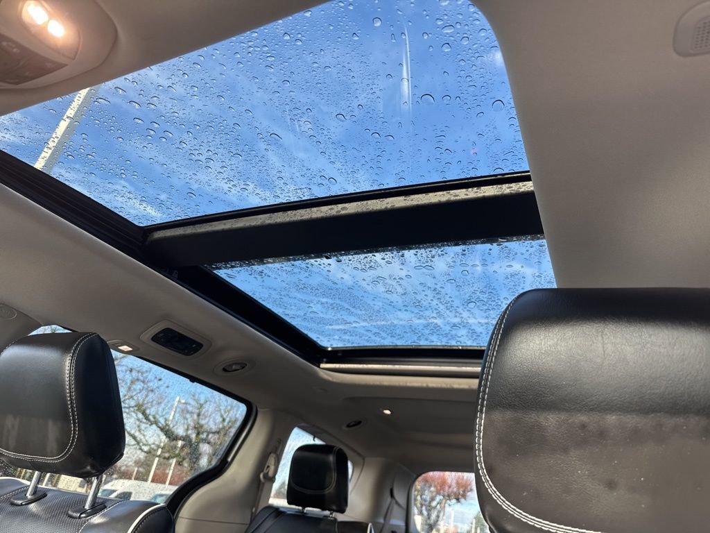 Used 2022 Chrysler Pacifica Limited image 13