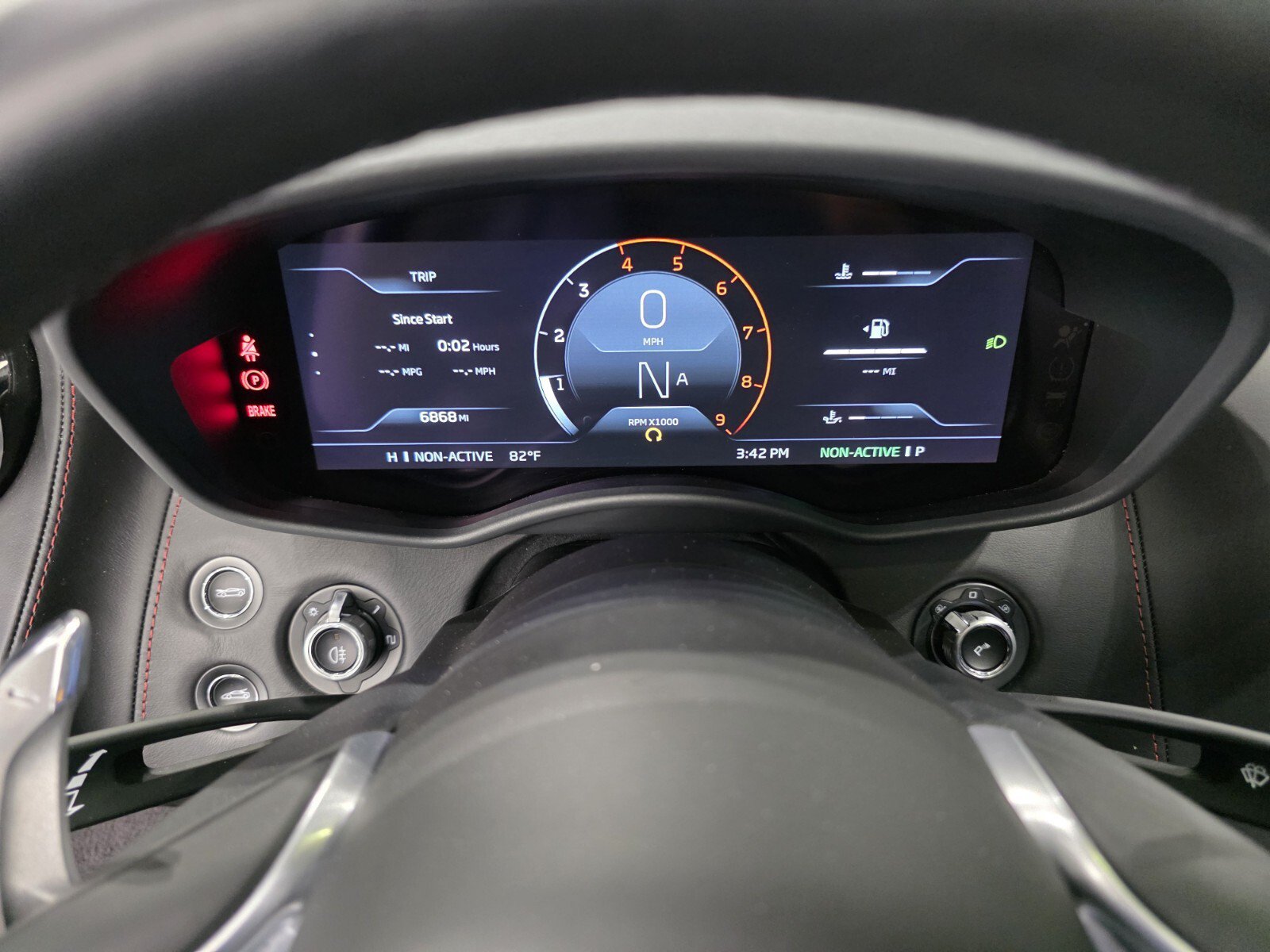 Used 2023 McLaren GT RWD image 11