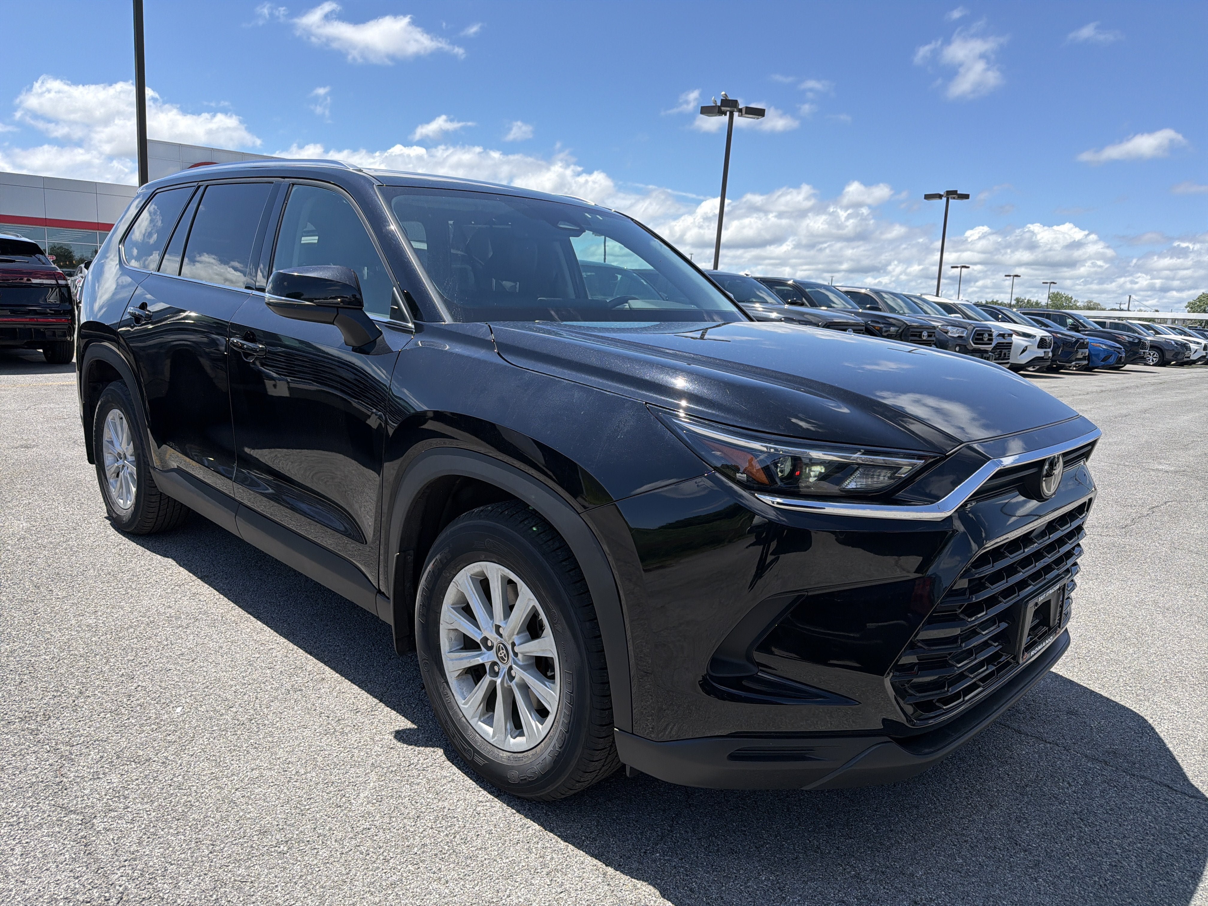 Certified 2024 Toyota Grand Highlander AWD image 2
