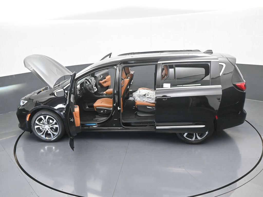 New 2026 Chrysler Pacifica Pinnacle image 75