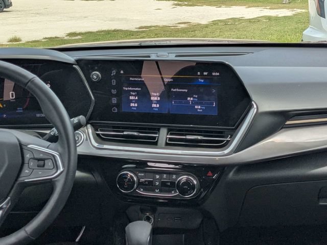 Used 2024 Chevrolet Trax ACTIV w/ Driver Confidence Package FWD image 14