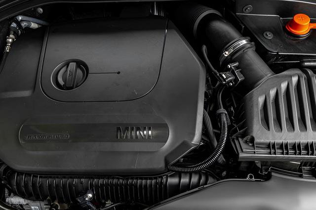 Used 2024 MINI Cooper Clubman S w/ Signature Upholstery Package image 25