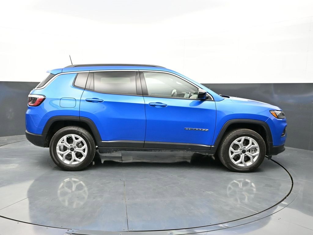 New 2026 Jeep Compass Latitude image 4