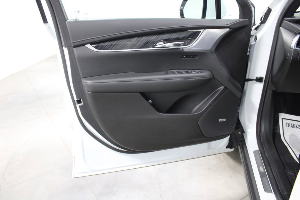 Used 2024 Cadillac XT6 Premium Luxury image 26