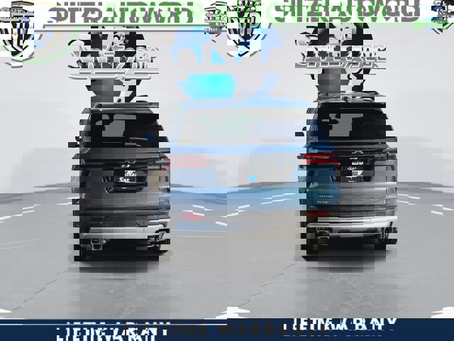 New 2026 Chevrolet Traverse LT w/ Sun and Wheel Package image 7