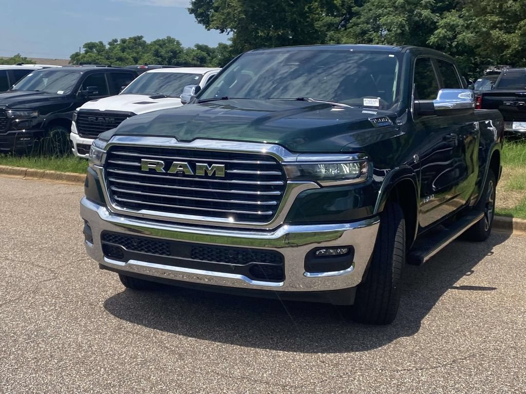 New 2026 RAM 1500 Laramie w/ Chrome Appearance Group AWD/4WD image 33