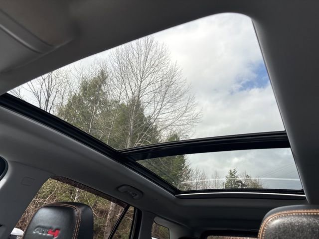 Used 2024 GMC Terrain AT4 w/ Tech Package image 54