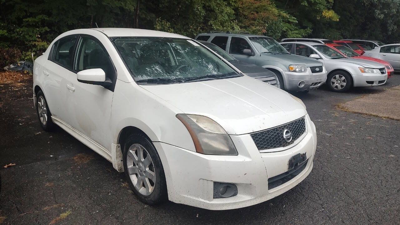 Used 2011 Nissan Sentra 2.0 SR image 1