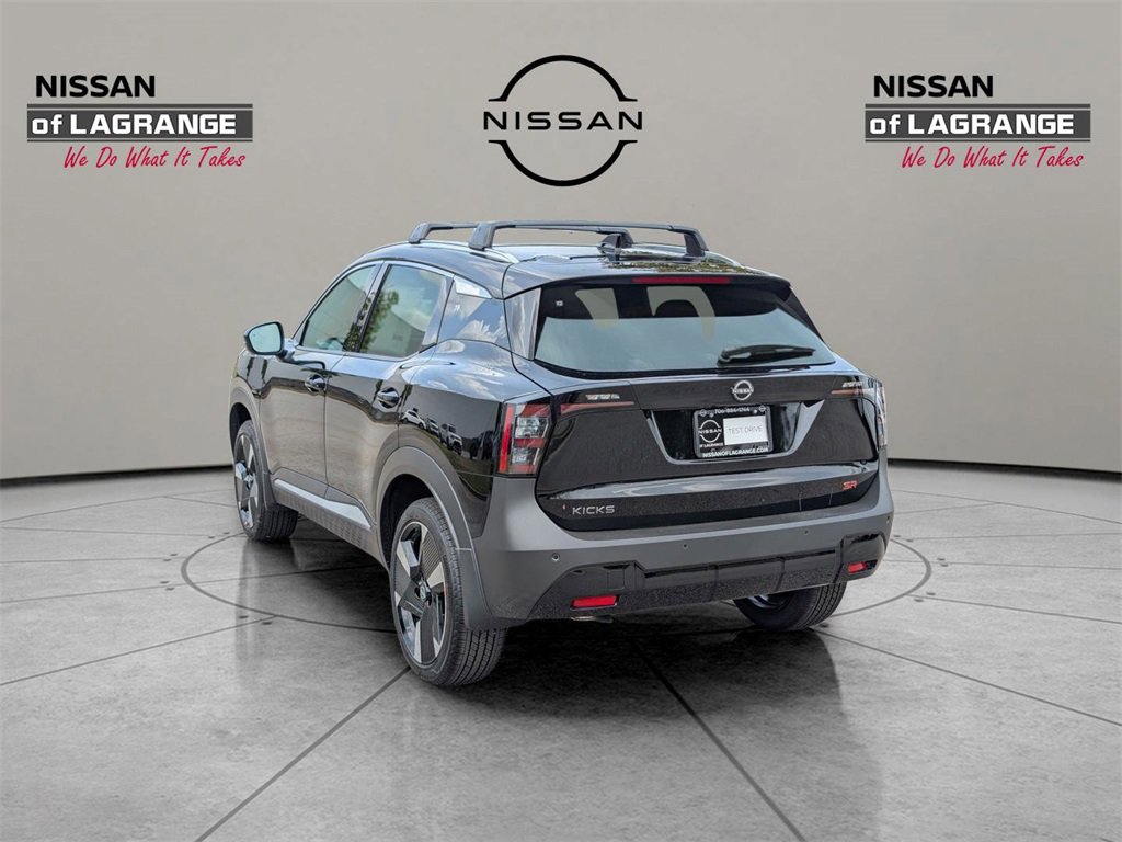 New 2026 Nissan Kicks SR image 7
