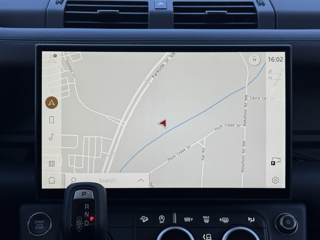 New 2026 Land Rover Defender 110 S image 25