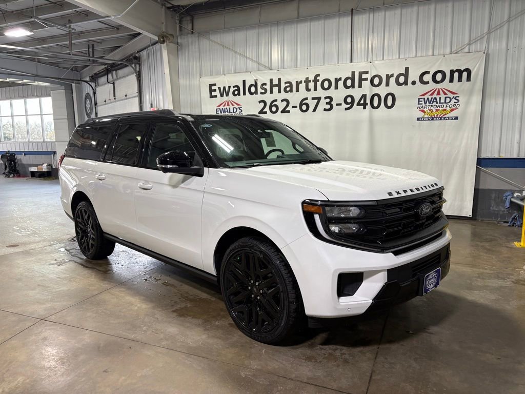 New 2026 Ford Expedition Max Platinum w/ Stealth Performance Package AWD/4WD image 2