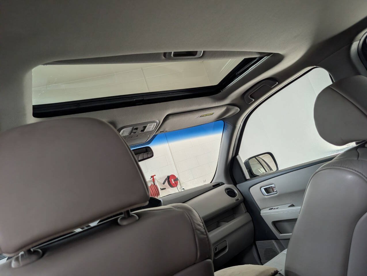 Used 2011 Honda Pilot EX-L image 15