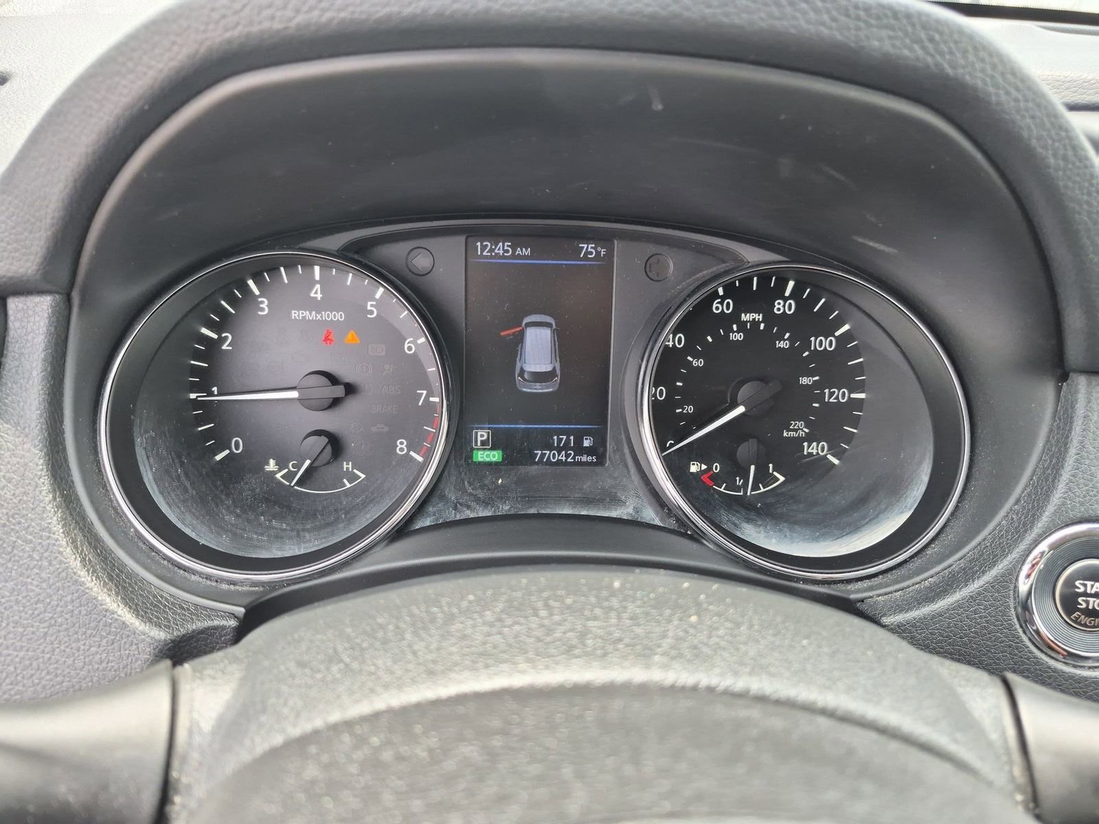 Used 2020 Nissan Rogue SV FWD image 11