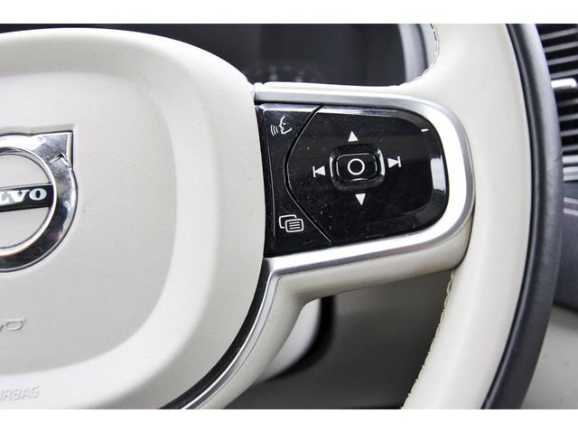 Used 2020 Volvo XC90 T5 Momentum FWD image 20