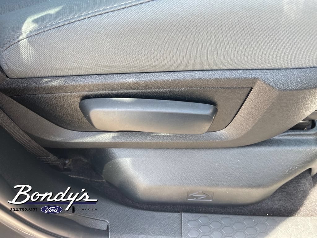 Used 2017 RAM 1500 Express RWD image 17