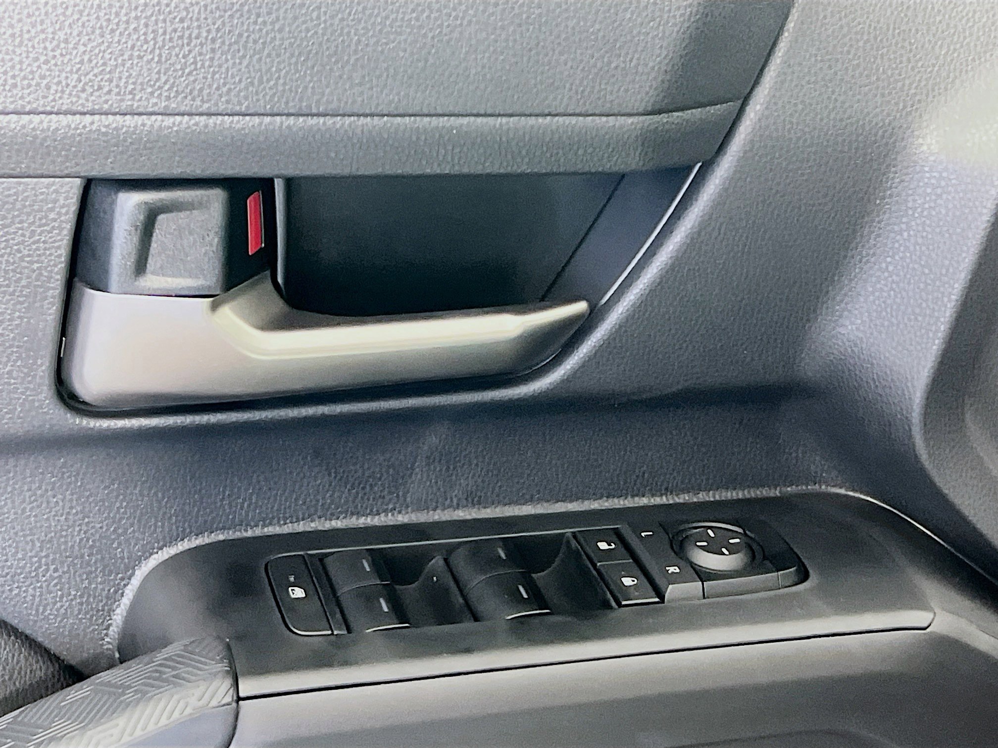 New 2025 Toyota Tacoma TRD Off-Road image 15