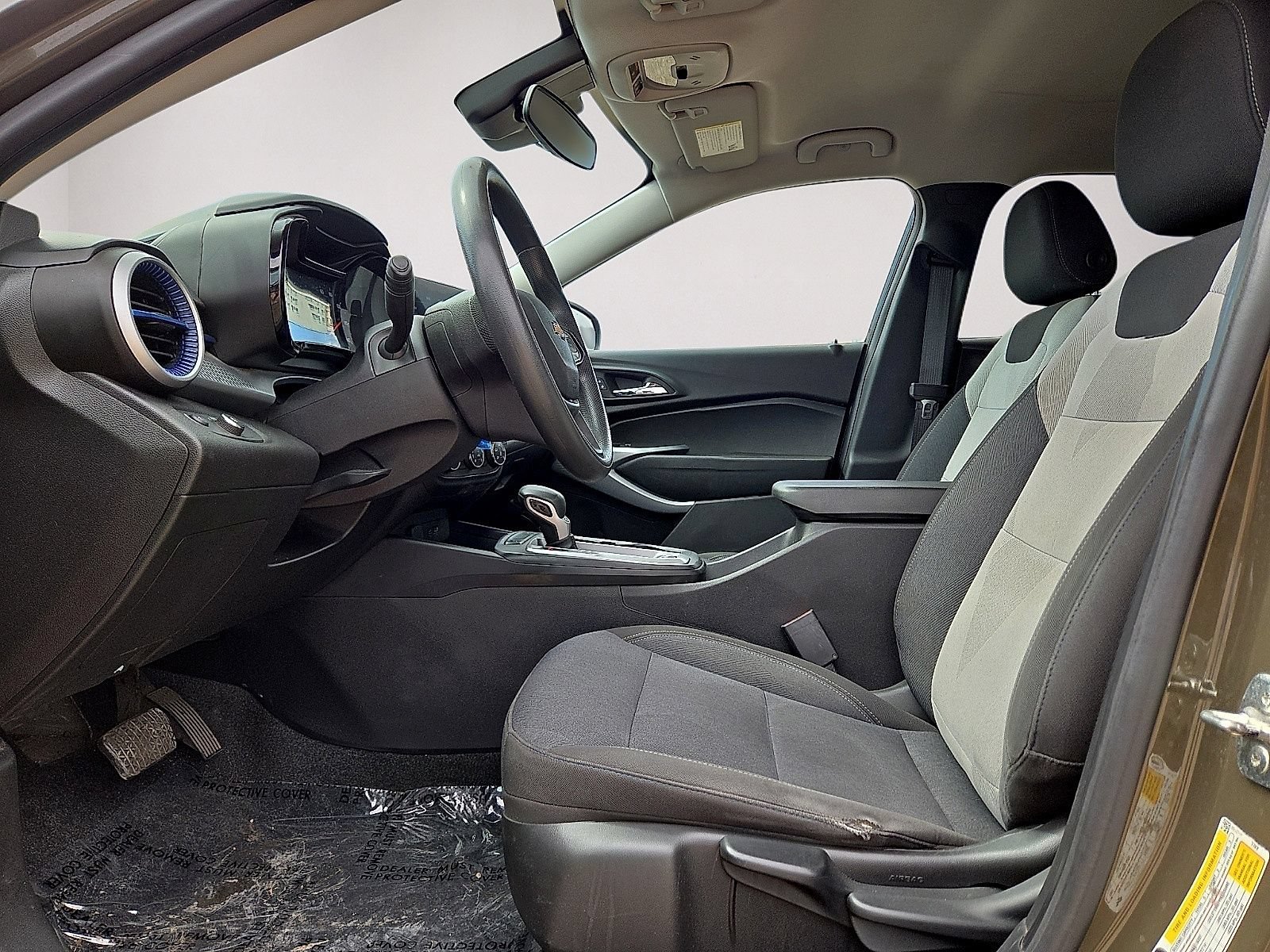 Used 2024 Chevrolet Trax LS FWD image 21