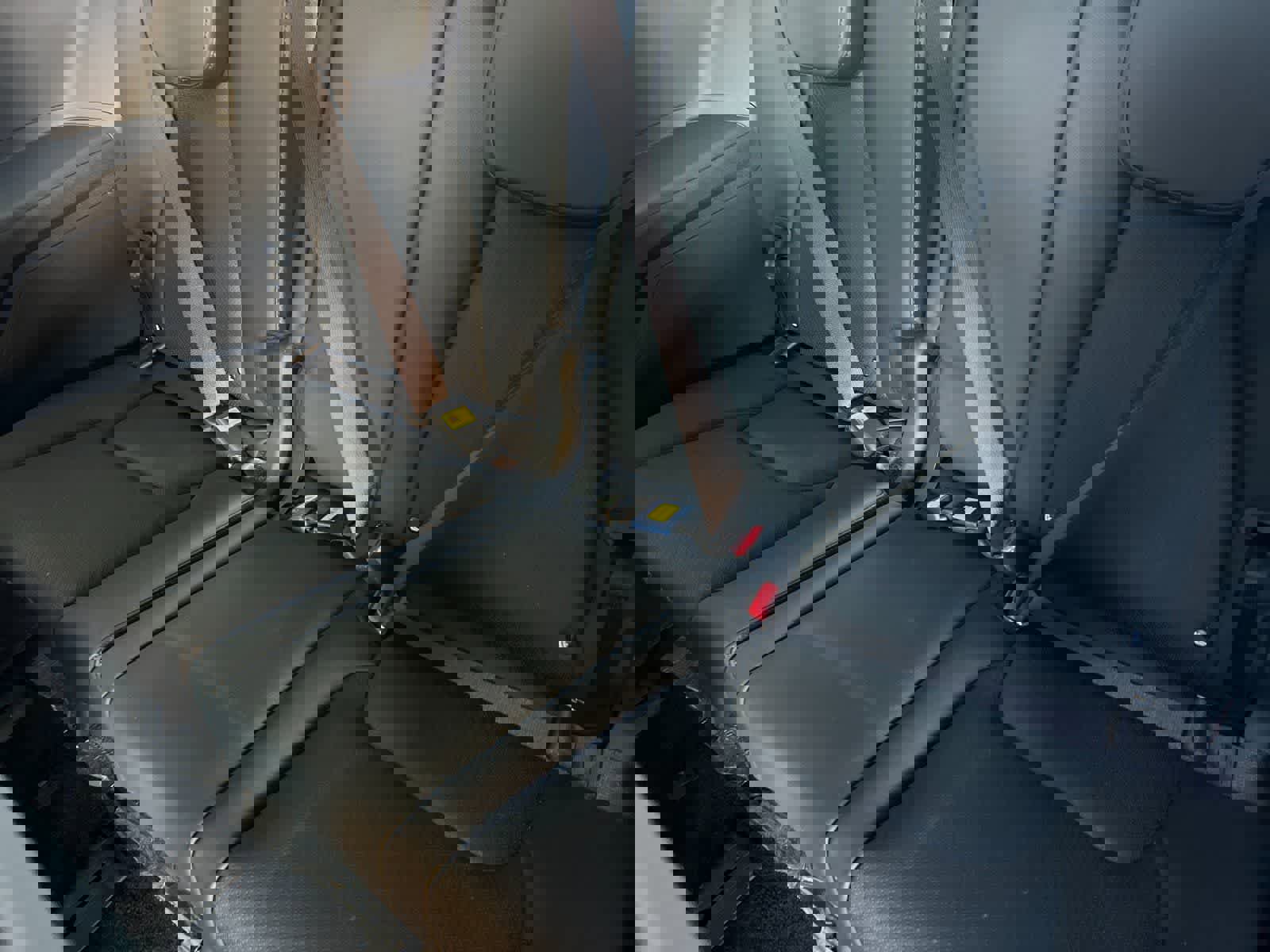 Used 2025 Kia Carnival SX Prestige image 16