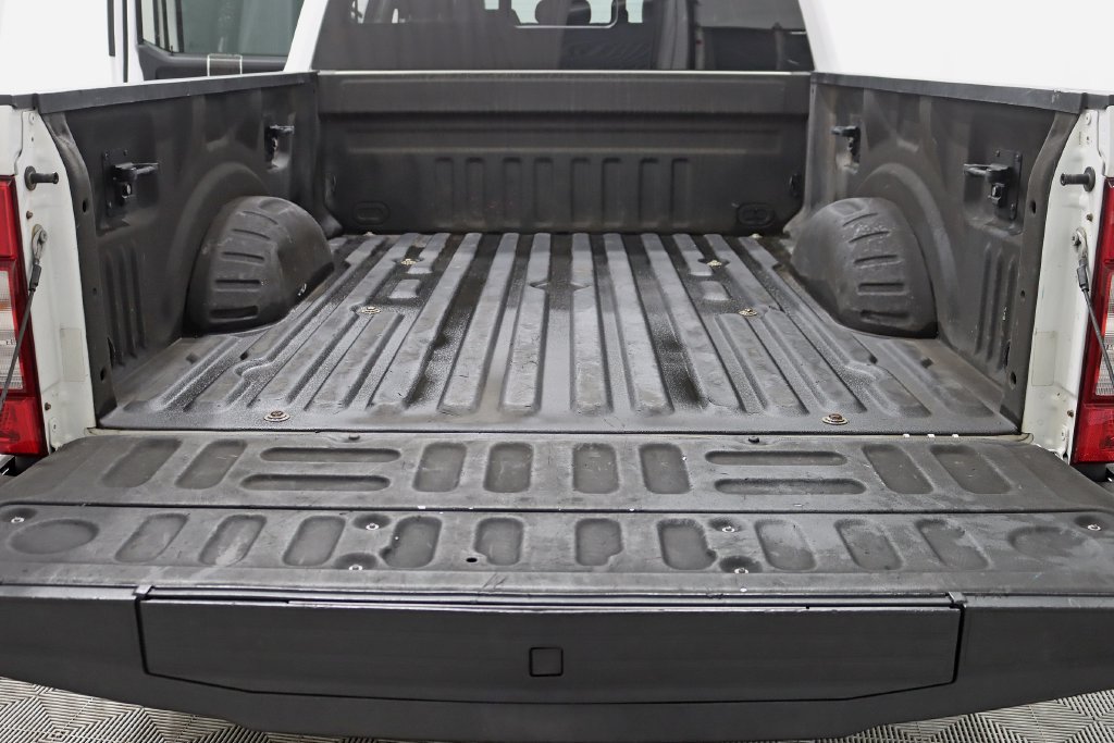 Used 2021 Ford F350 Lariat w/ Lariat Ultimate Package AWD/4WD image 38