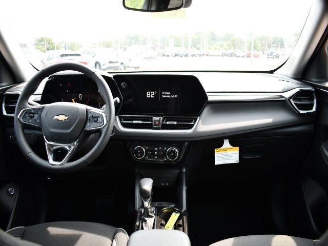 New 2025 Chevrolet TrailBlazer LT w/ Convenience Package image 18