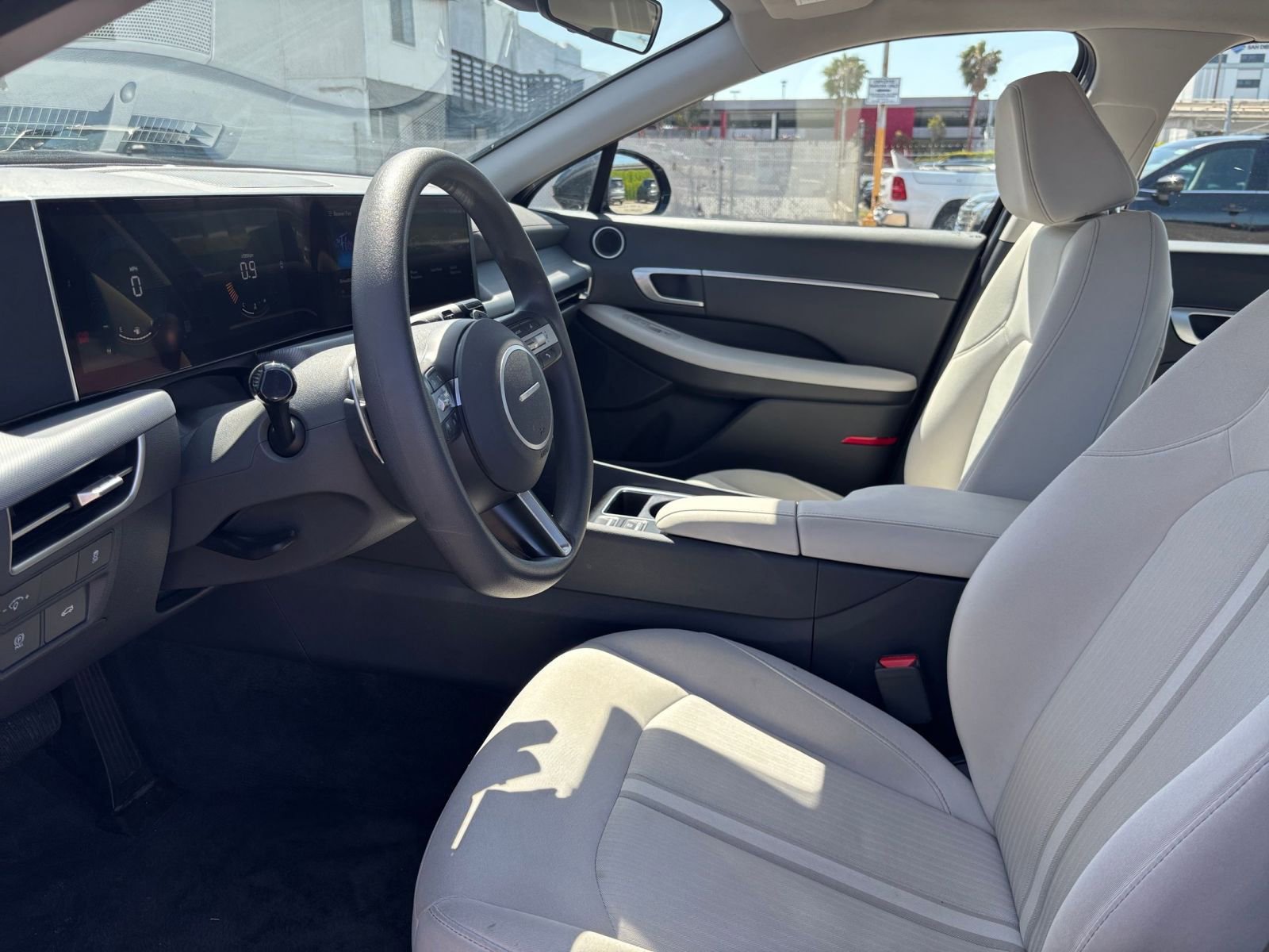 Used 2025 Hyundai Sonata SEL FWD image 27