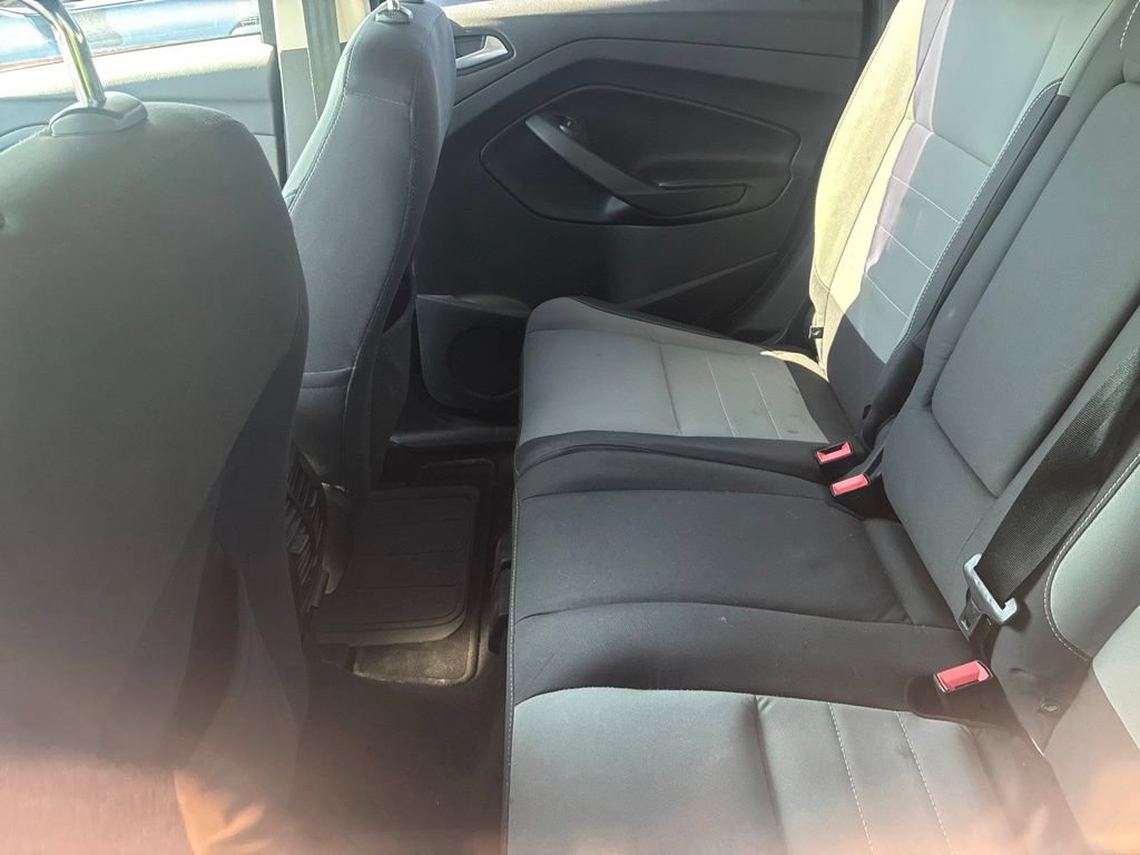 Used 2016 Ford Escape SE w/ Equipment Group 201A AWD/4WD image 5