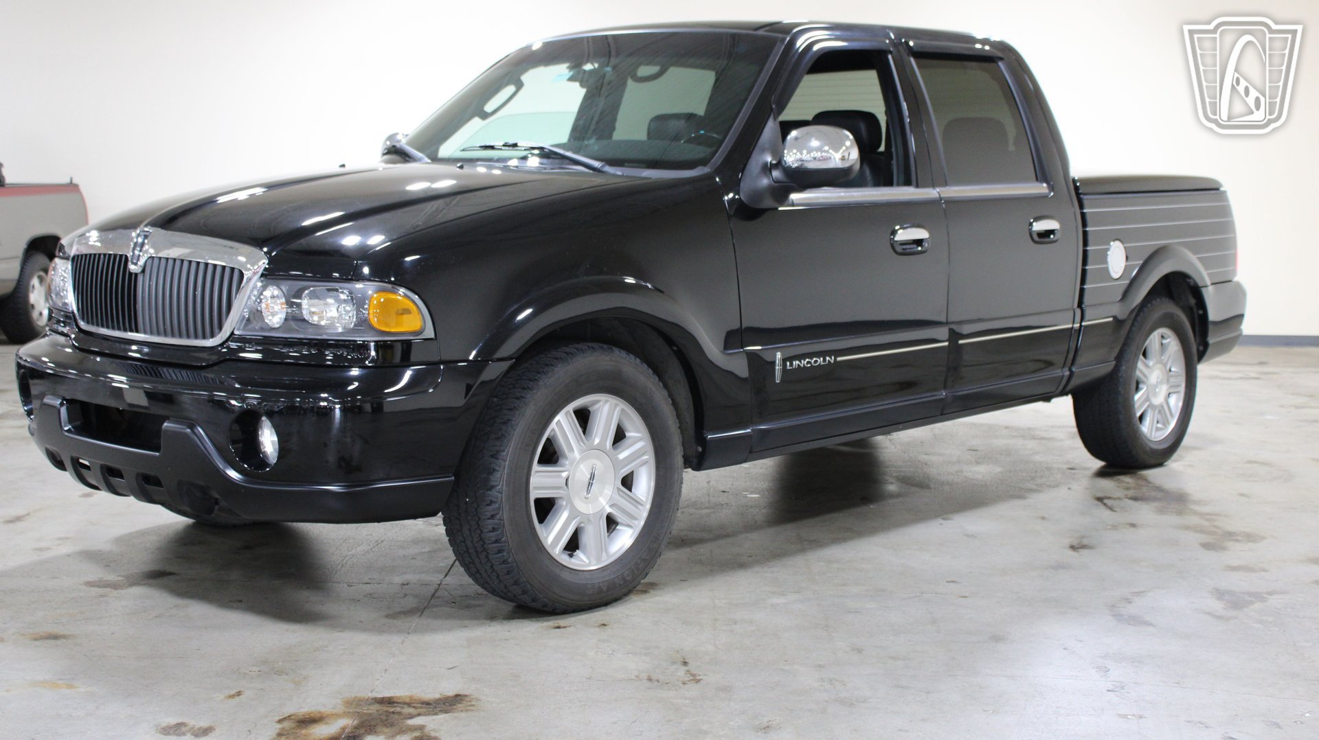Used 2002 Lincoln Blackwood RWD image 21