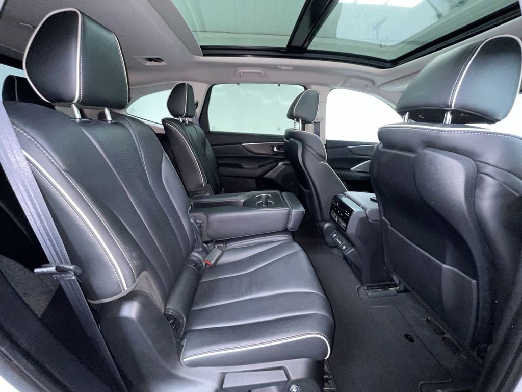 Used 2023 Acura MDX SH-AWD w/ Advance Package image 20