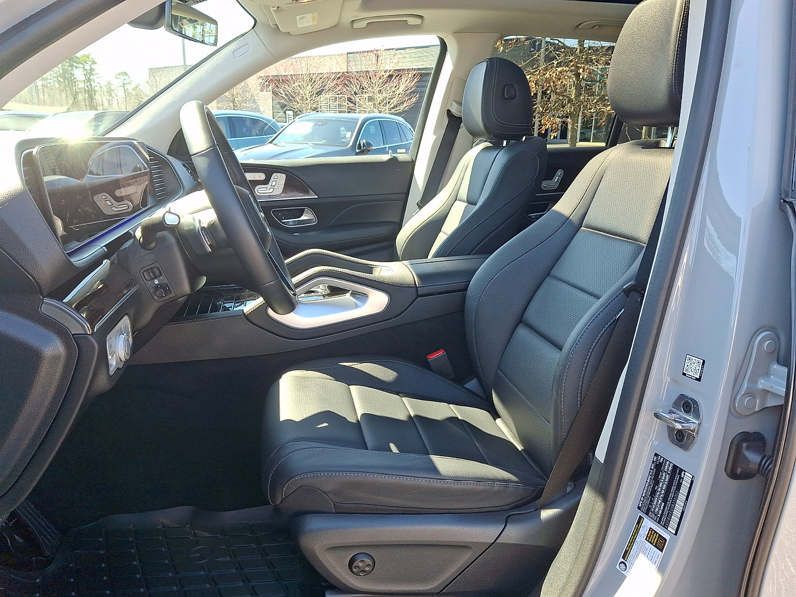 Certified 2025 Mercedes-Benz GLE 450 4MATIC image 14