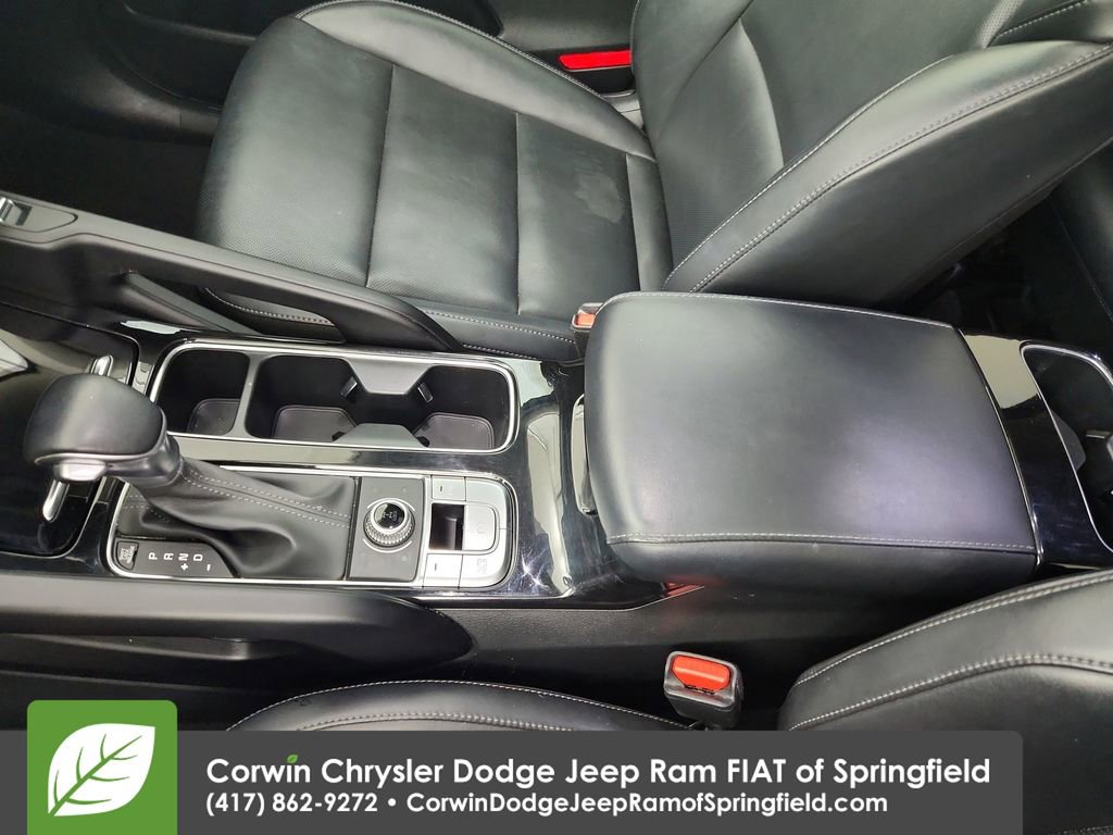 Used 2025 Kia Telluride S AWD/4WD image 28