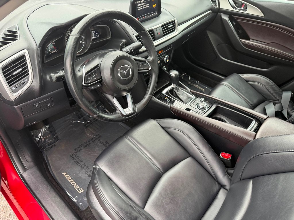 Used 2017 MAZDA MAZDA3 Touring FWD image 10